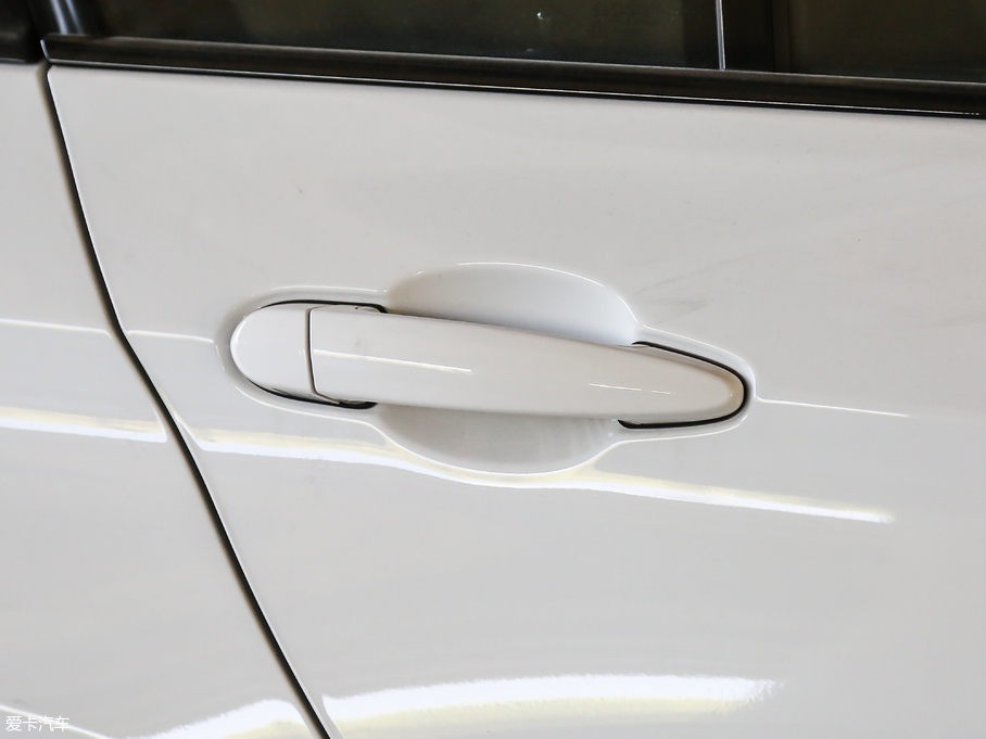 2019R3ϵ 320Li M \b