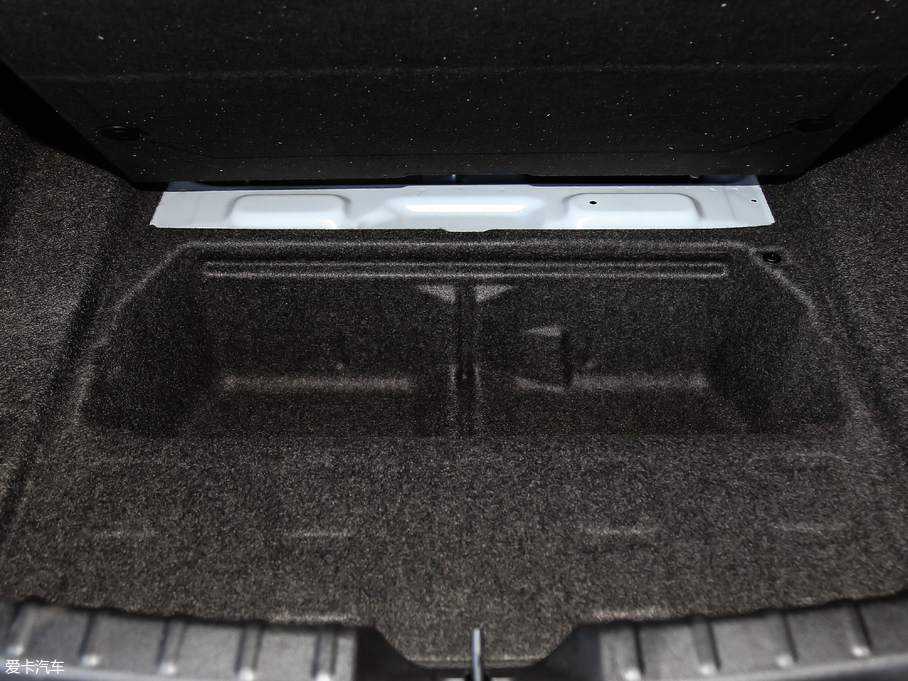 2019R3ϵ 320Li M \b