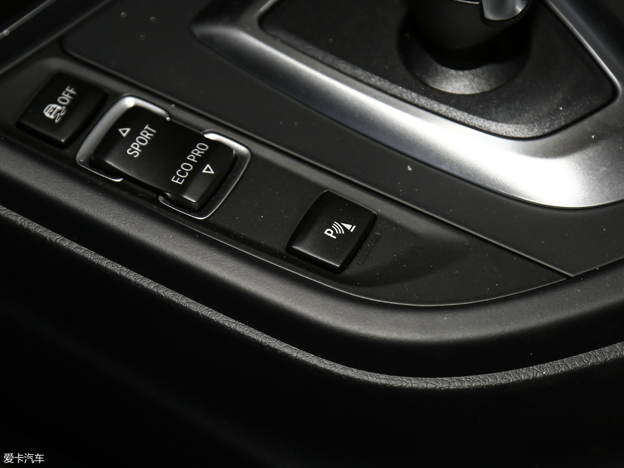 2019R3ϵ 320Li M \b