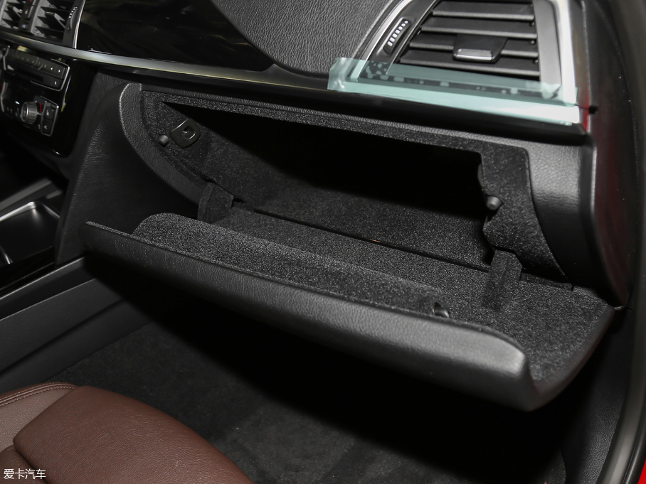 2019R3ϵ 320Li xDrive r