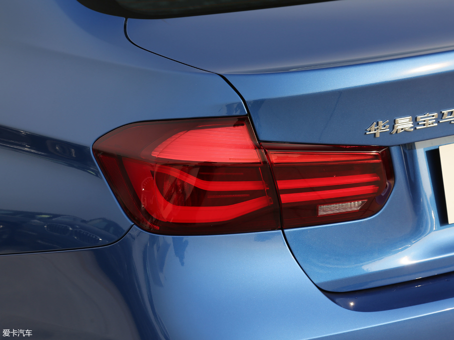 2019R3ϵ 320i M \b