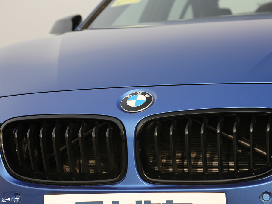 2019R3ϵ 320i M \b