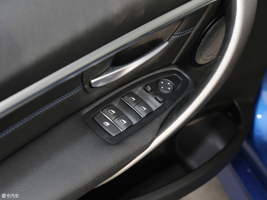 2019R3ϵ 320i M \b