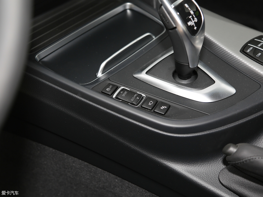 2019R3ϵ 320i M \b