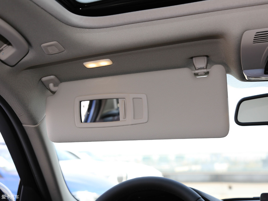 2019R3ϵ 320Li M \ҹ