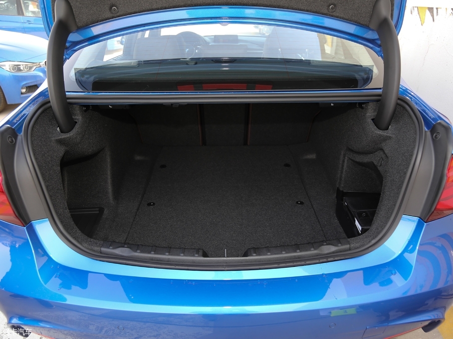 2019R3ϵ 320Li M \ҹ