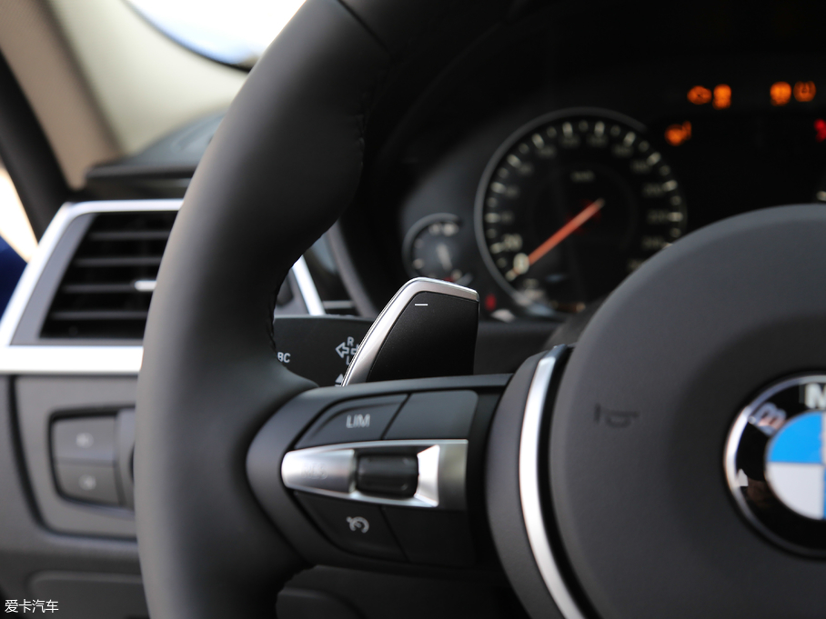 2019R3ϵ 320Li M \ҹ