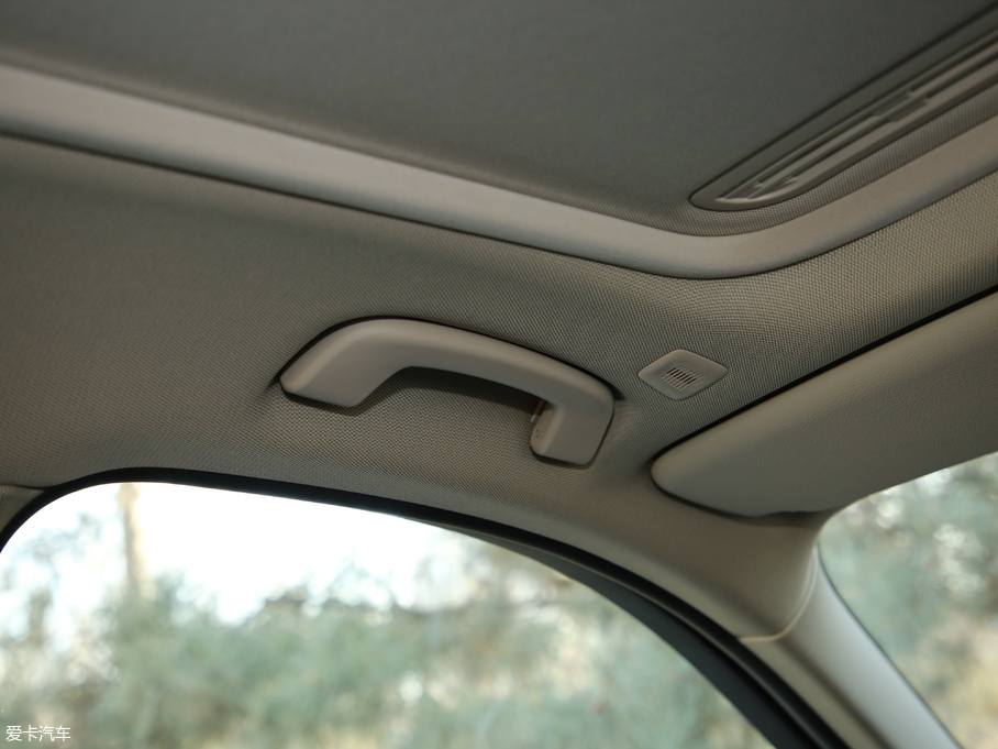 2019R3ϵ 320Li M \(yn)(dng)b