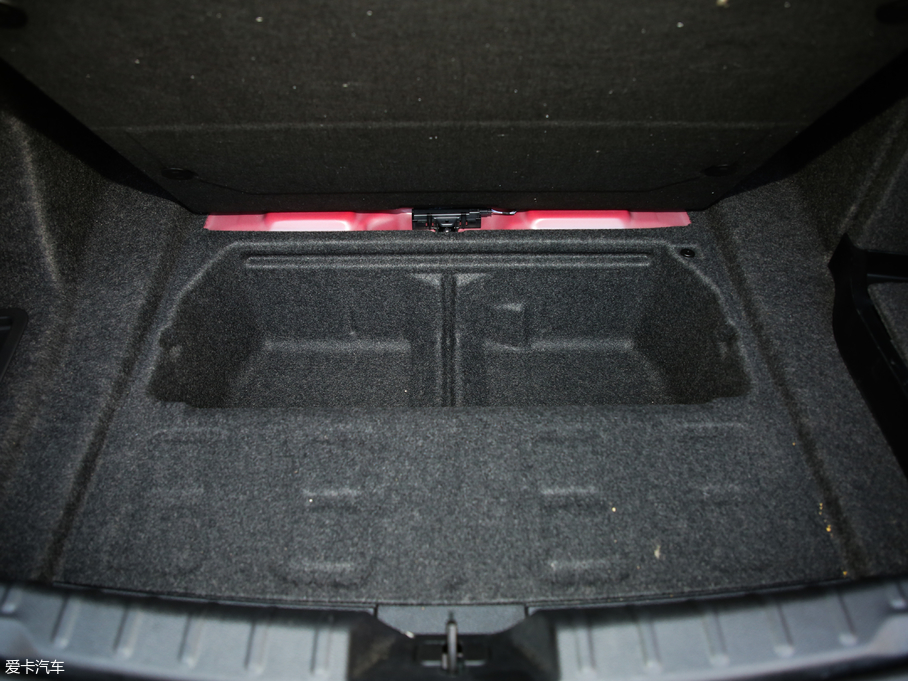 2019R3ϵ 320Li M \b