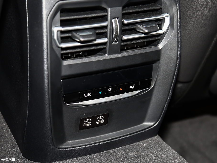 2020��R3ϵ 325i M�\����ҹ���b