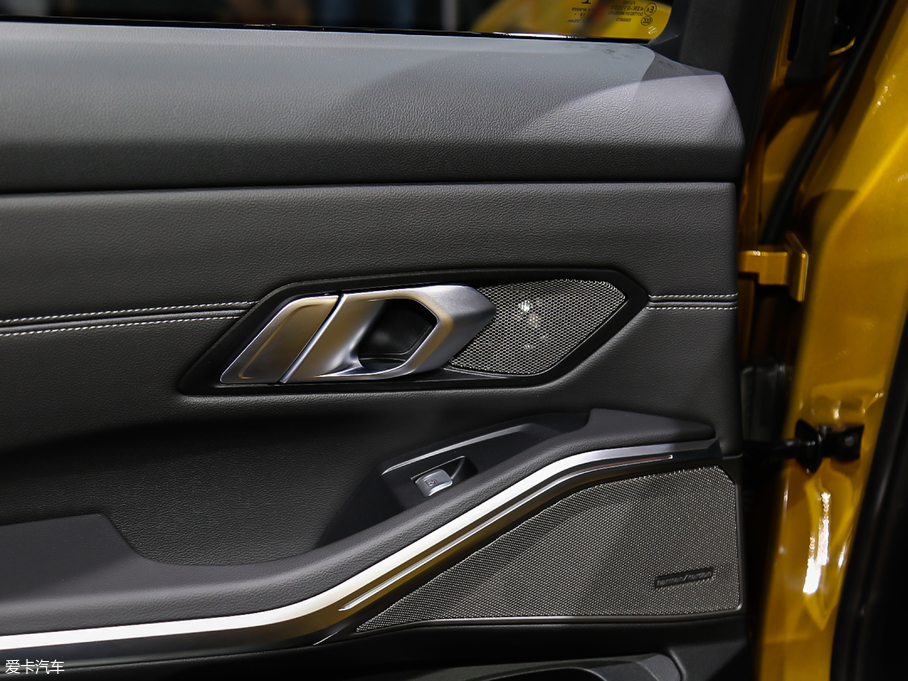 2020��R3ϵ 325i M�\(y��n)��(d��ng)��ҹ���b