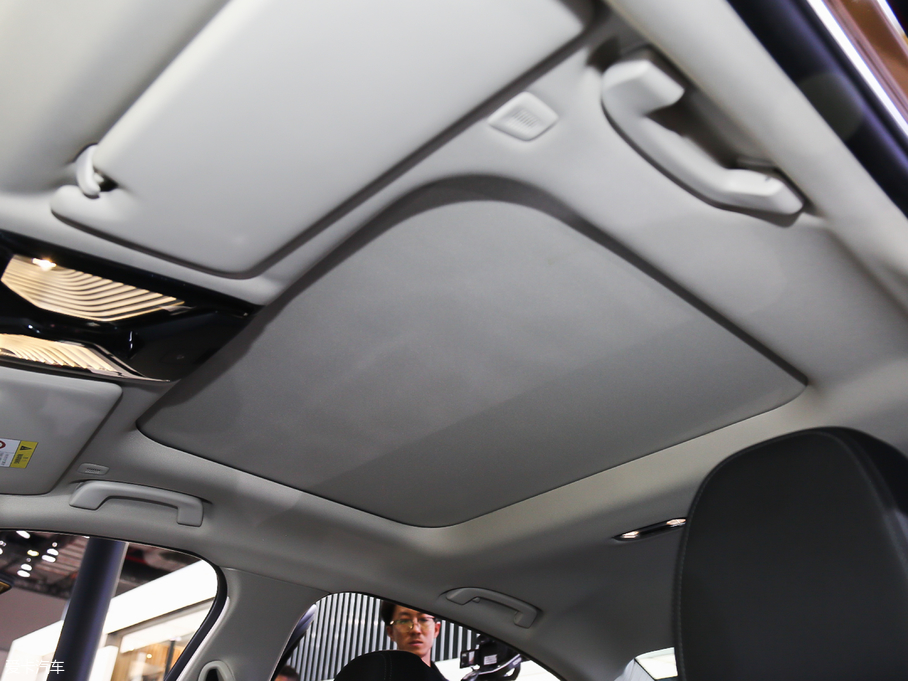 2020��R3ϵ 325i M�\����ҹ���b