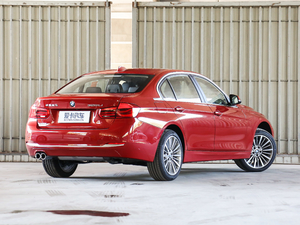 2019320Li xDrive r w^