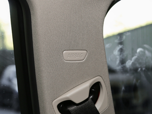 2019320Li xDrive r g