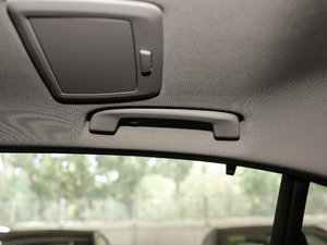 2019320Li xDrive r g