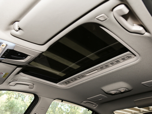 2019320Li xDrive r g