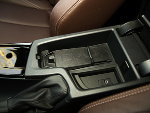 2019320Li M \(yn)b g