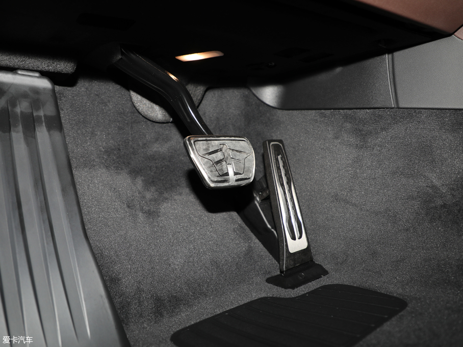 2019R5ϵ 525Li M\b