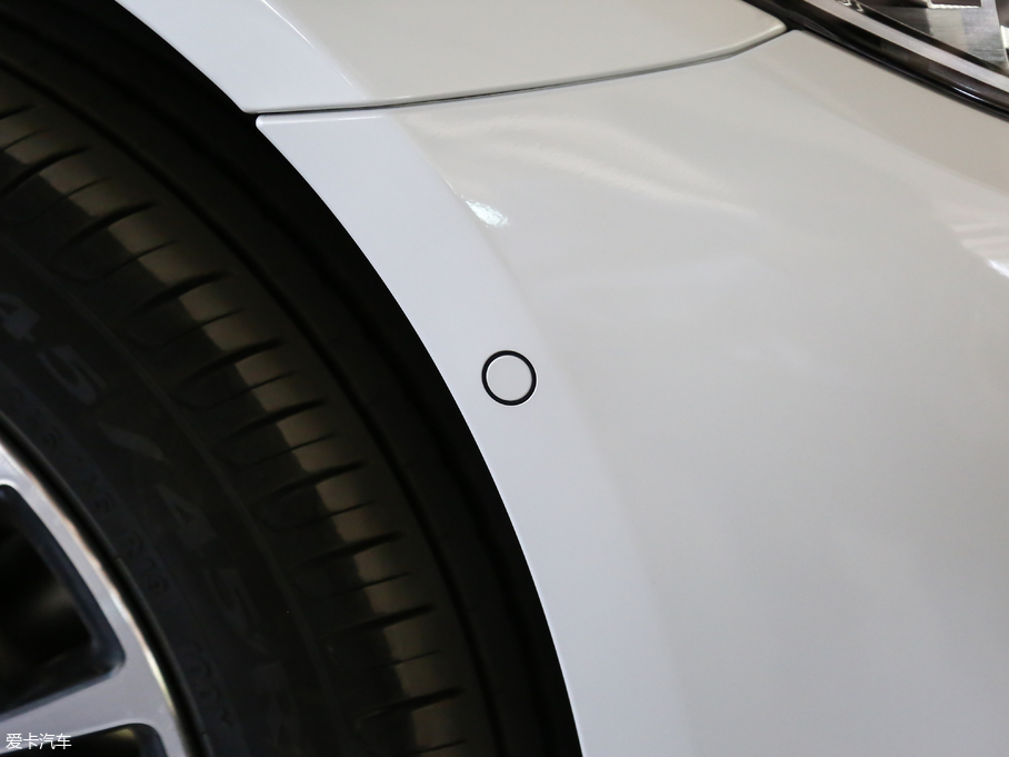 2019R5ϵ 530Li  Ab