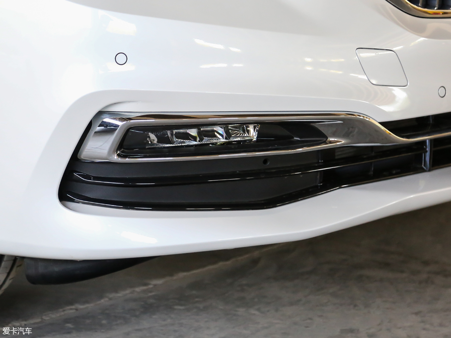 2019R5ϵ 530Li  Ab