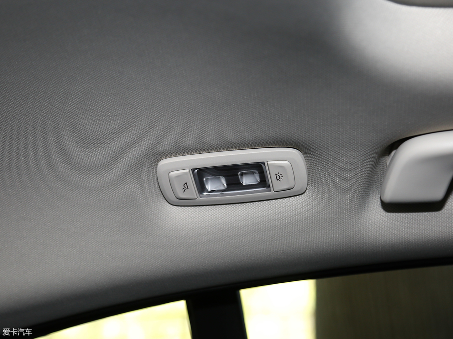 2019R5ϵ 530Li  Ab