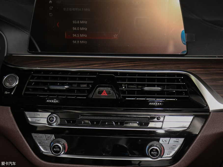 2019R5ϵ 530Li  Ab