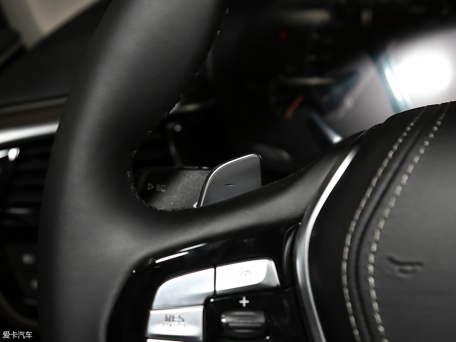 2019R5ϵ 530Li  Ab