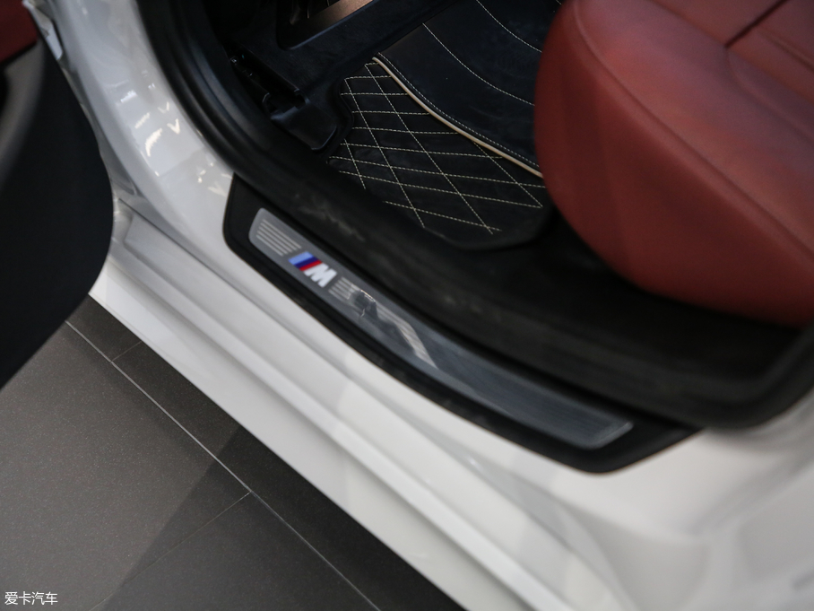 2019R5ϵ 530Li xDrive M\b