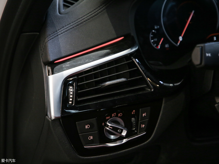 2019R5ϵ 530Li xDrive M\b