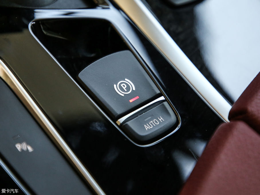 2019R5ϵ 530Li xDrive M\b