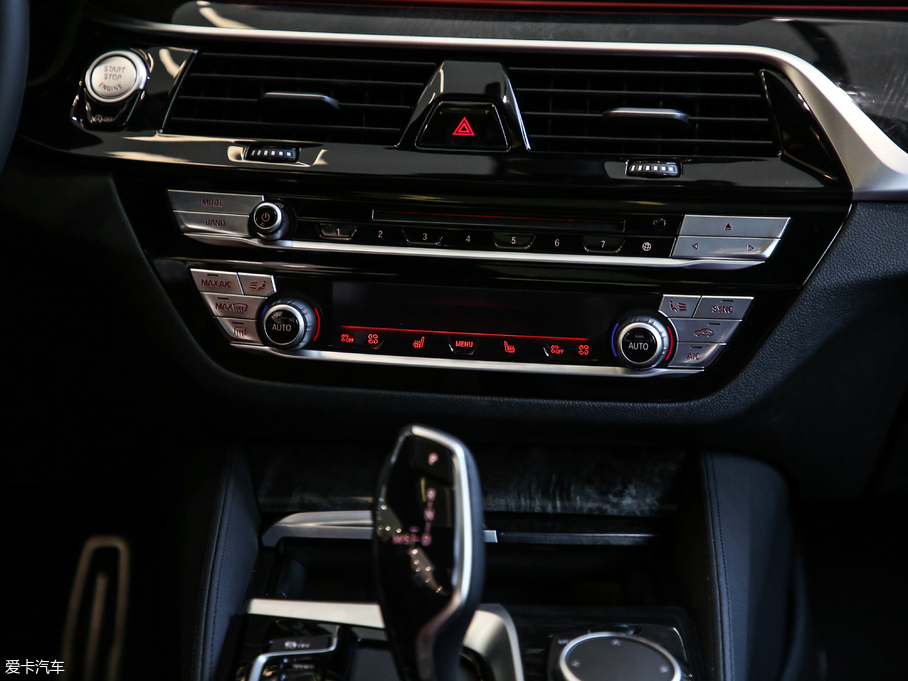 2019R5ϵ 530Li xDrive M\b