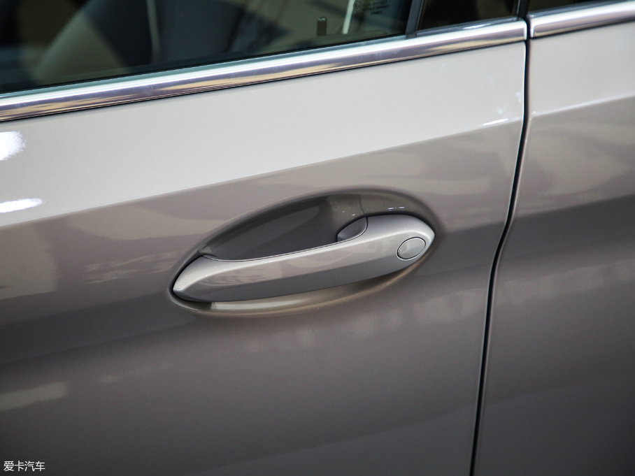 2019R5ϵ 530Li xDrive Ab