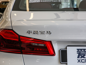 2019530Li xDrive M\b ^