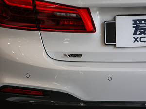 2019530Li xDrive M\b ^