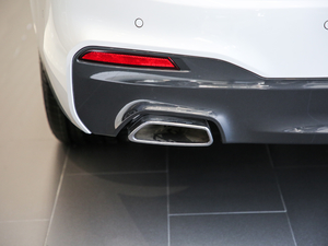 2019530Li xDrive M\b ^