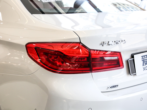 2019530Li xDrive M\b ^