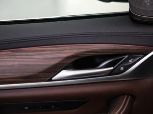 2019530Li xDrive Ab g