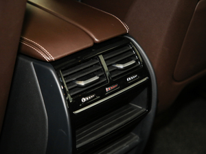 2019530Li xDrive Ab g