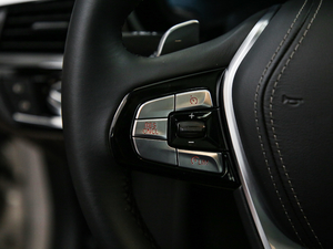 2019530Li xDrive Ab п؅^