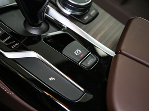 2019530Li xDrive Ab п؅^