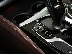 2019530Li xDrive Ab п؅^