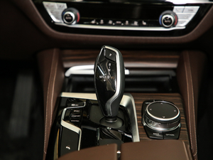 2019530Li xDrive Ab п؅^