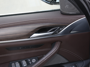 2019Ŀ 530Li xDrive Ab g