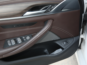 2019Ŀ 530Li xDrive Ab g