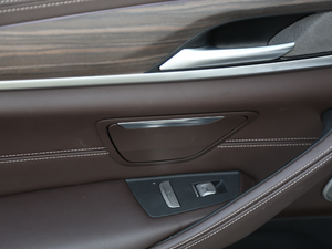 2019Ŀ 530Li xDrive Ab g