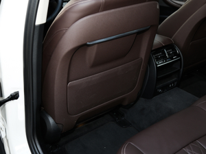 2019Ŀ 530Li xDrive Ab g