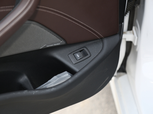 2019Ŀ 530Li xDrive Ab п؅^(q)