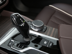 2019Ŀ 530Li xDrive Ab п؅^(q)