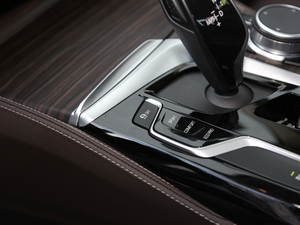 2019Ŀ 530Li xDrive Ab п؅^(q)