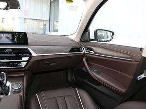 2019Ŀ 530Li xDrive Ab п؅^